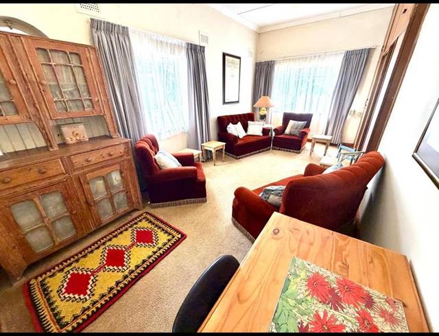 6 BEDROOM HOUSE FOR SALE IN CLARENDON